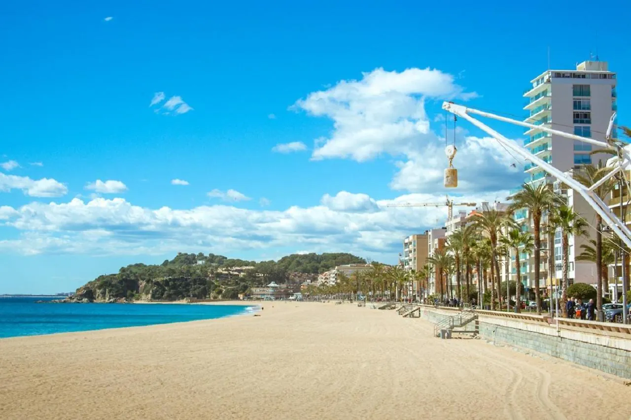 Zodiak Apartment Lloret de Mar
