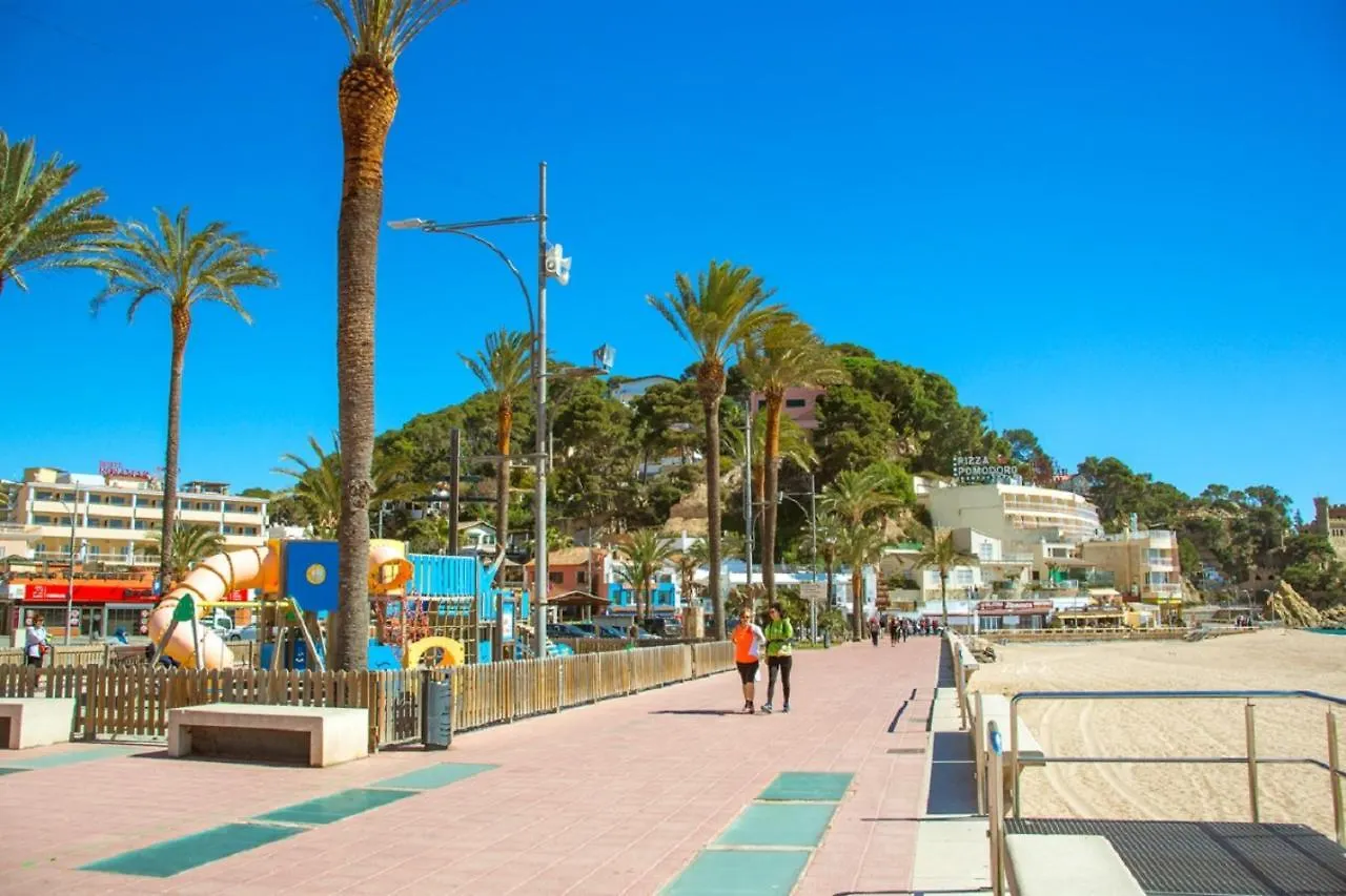 Zodiak Apartment Lloret de Mar